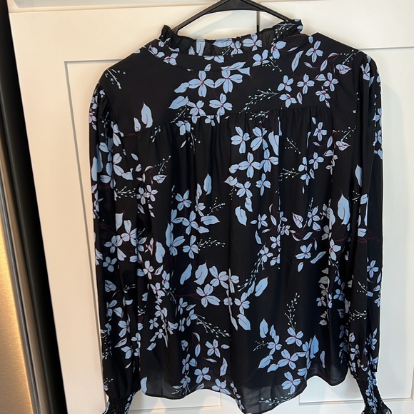 Parker NY aster lagoon blouse size small - Picture 3 of 5